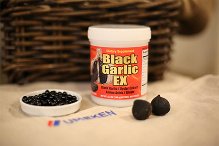 black garlic detail image3